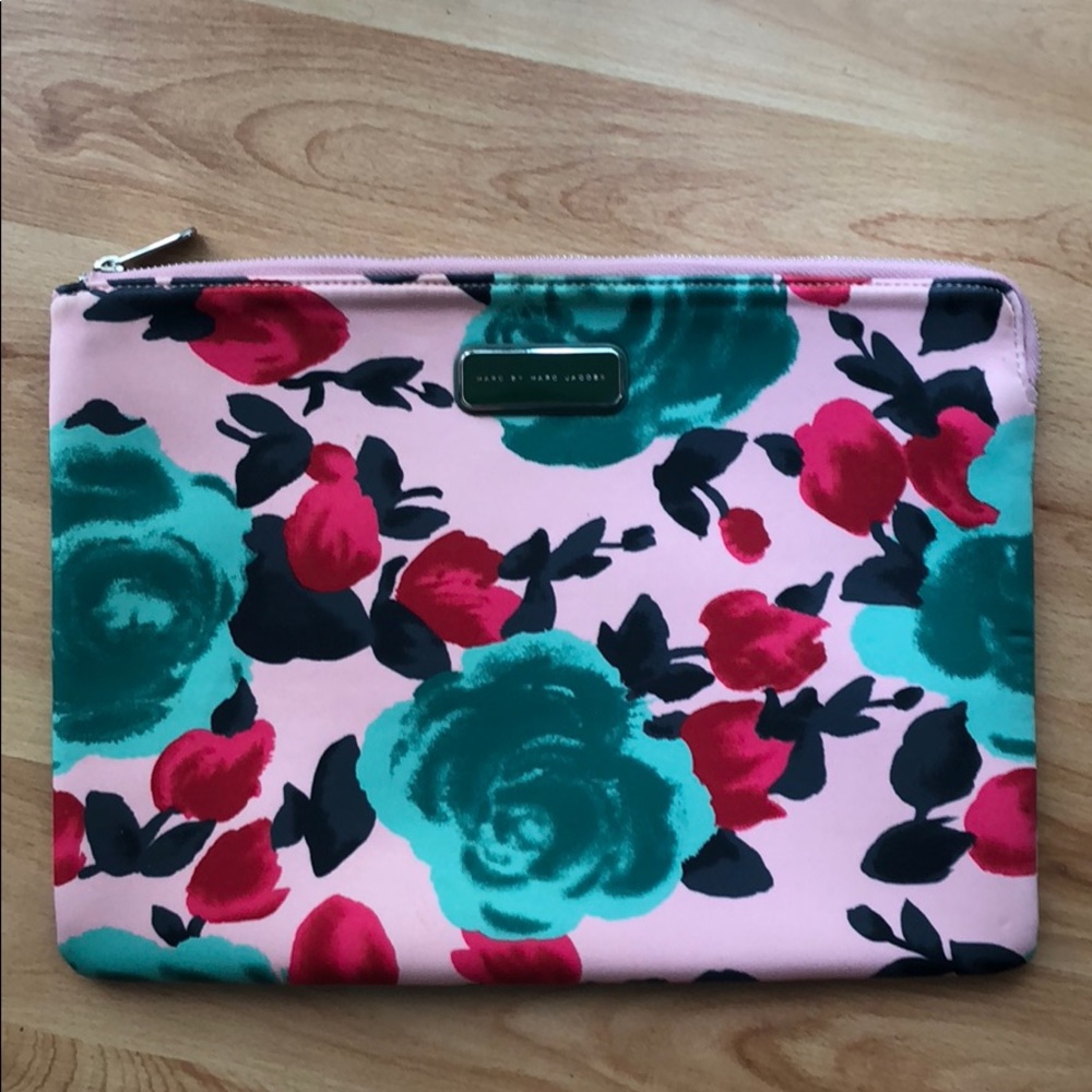 Marc Jacobs Laptop Sleeve W/ Zipper